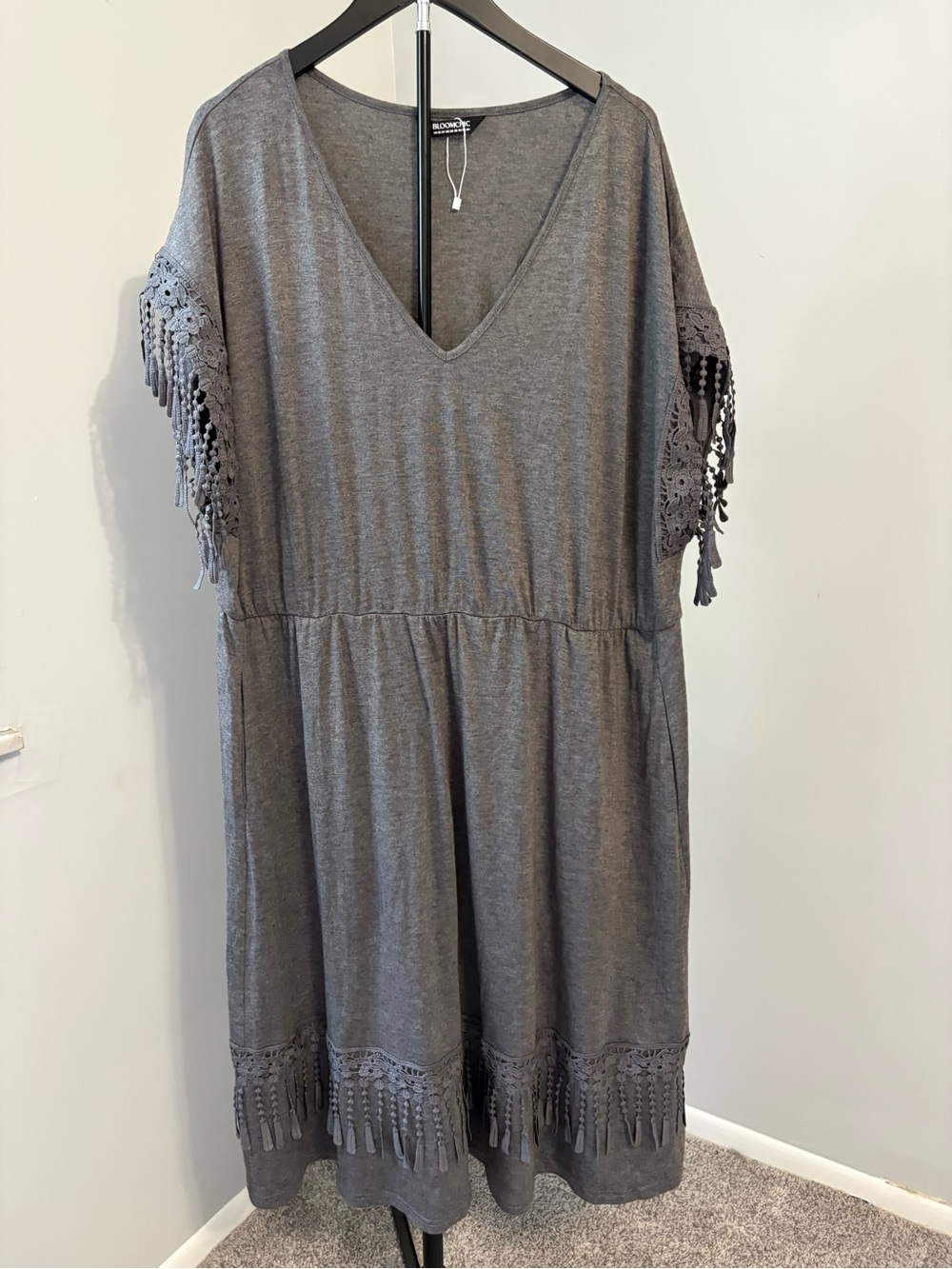 BloomChic Gray Crochet Fringe Midi Dress Plus 22-24 US Boho Chic Casual Knit - Picture 2 of 10